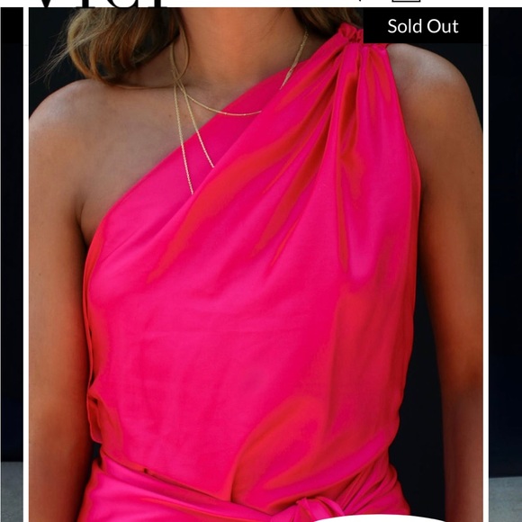 Vici Dress - Picture 2 of 7